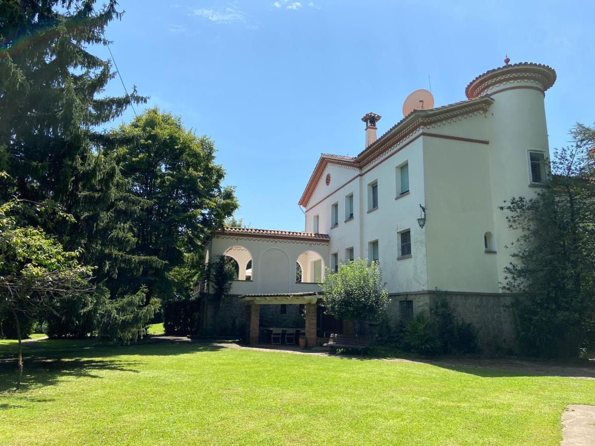 Espectacular Casa Chateau En El Centro De Olot Esterno foto